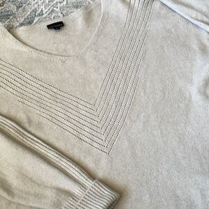 Coco + Carmen Oversized Cashmere-feel vneck sweater size L/XL ivory